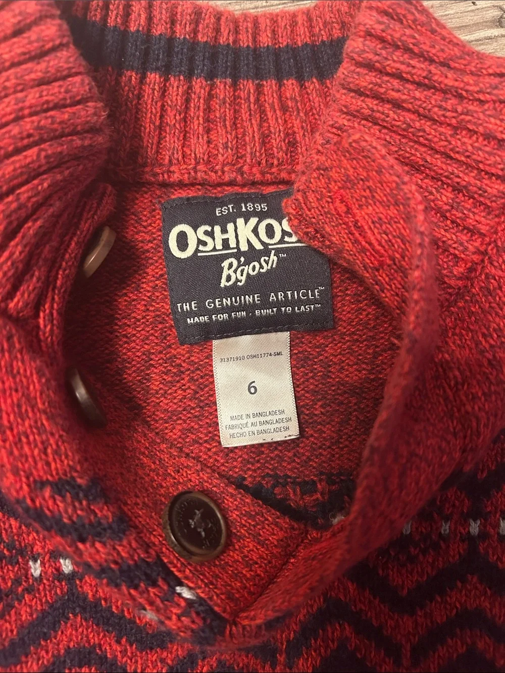 Oshkosh B’Gosh boys pullover sweater